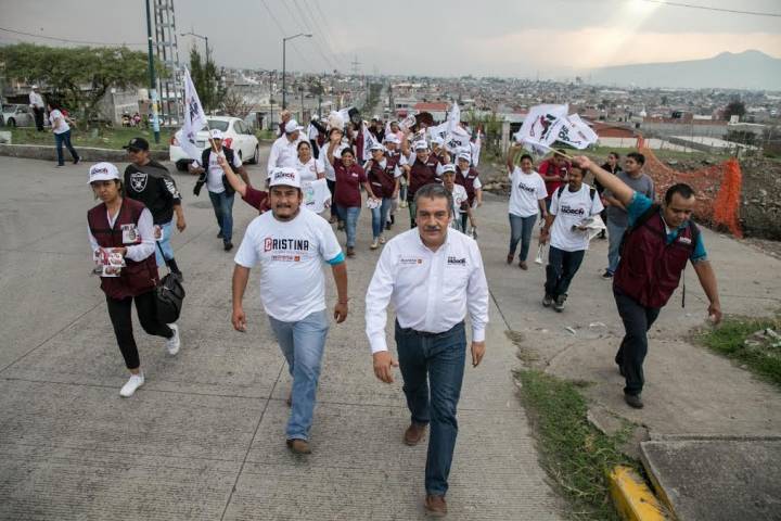Vecinos de la Colonia Ejidal Isaac Arriaga piden a Raúl Morón obras públicas y mejor alumbrado      