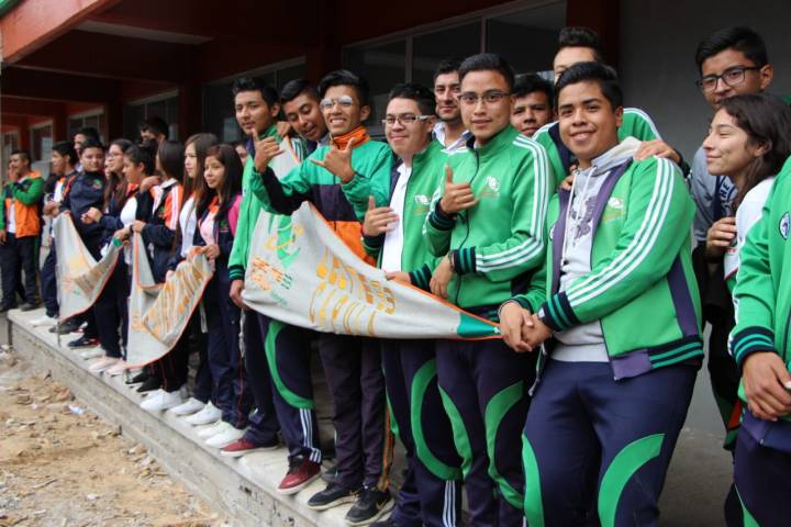 Mejora CECyTEM infraestructura del Plantel Capula   