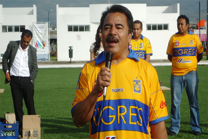 Inauguran Escuela de Futbol Tigres Morelia