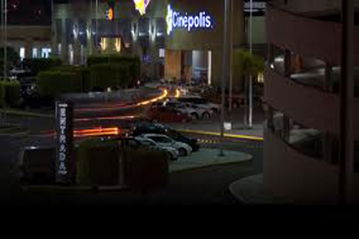 Reportan asalto y detonaciones en el Yak de Plaza Morelia