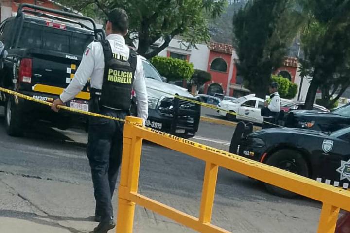 Adulto mayor fallece en estacionamiento la zona bancaria de Las Américas, al sur de Morelia 