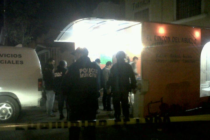 Tres muertos en una taquería