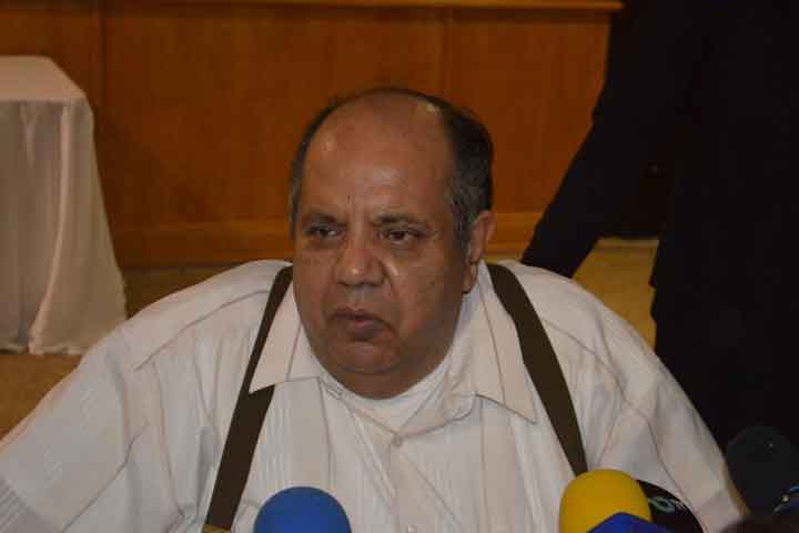 Abogado de Hipólito Mora, defenderá a Pasalagua