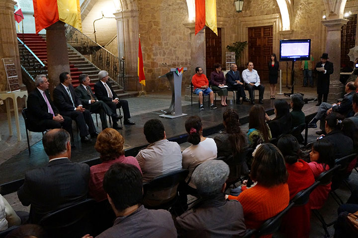 Presentan audio libro "Leyendas de Valladolid, La Morelia de Ayer"
