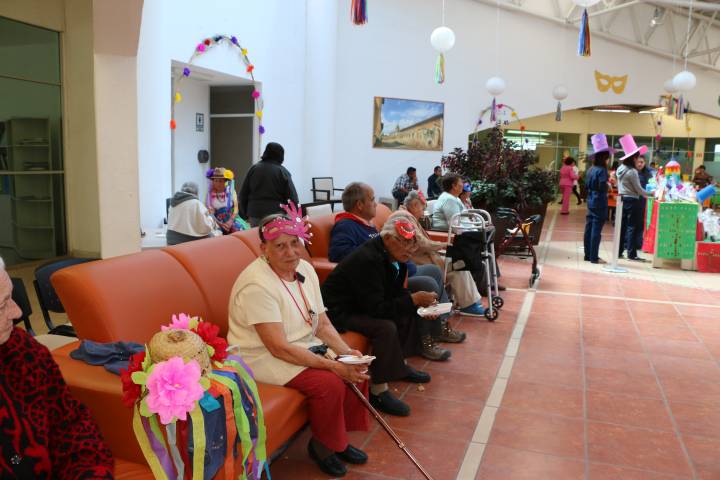Invita EDAM a conocer los servicios que ofrece a personas de la tercera edad