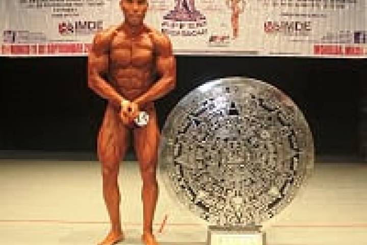 Moises Hernández gana el Mr. Morelos 2016